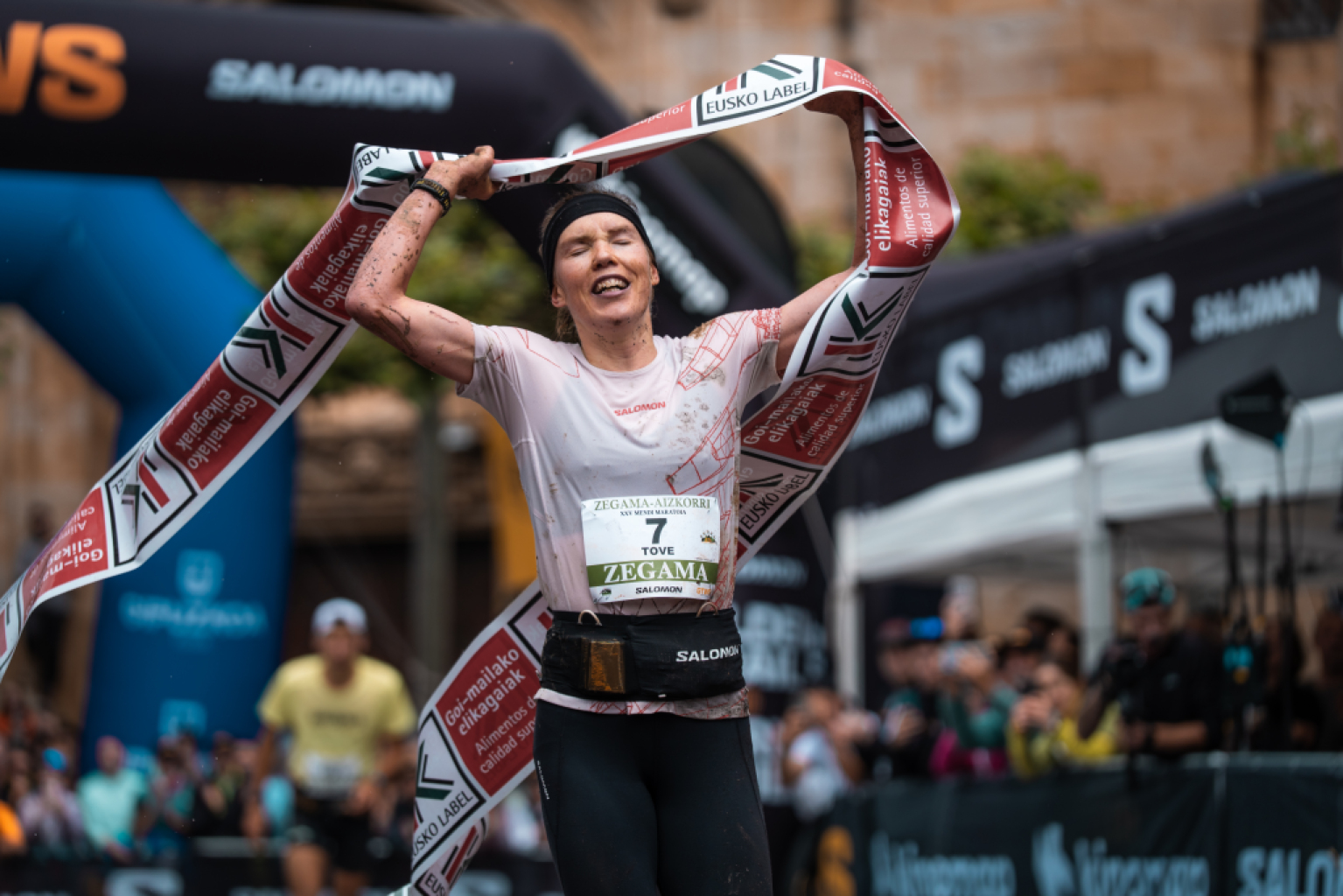 Double Masterclass in Zegama: Elazzaoui Strikes Again as Alexandersson Smashes The Record